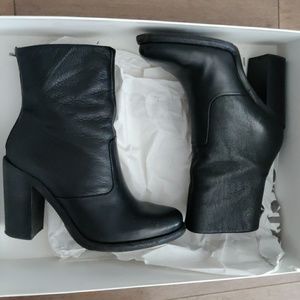All saints full leather booties